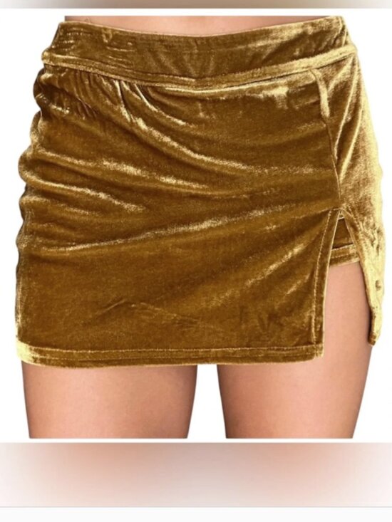 Urban Outfitters Dresses & Skirts - Urban Outfitters Velvet Skort with Side Slit Size M Gold NEW Indie Sleaze Y2K